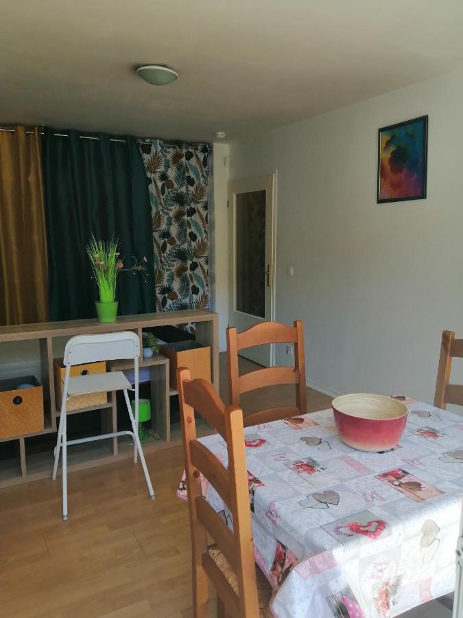 Kievaille Appartement Plaisir Buitenkant foto